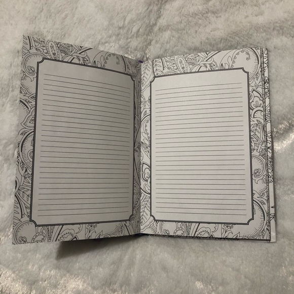 Colouring Journal - Markings by C.R. Gibson - Picture 3 of 6